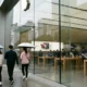 Apple taglia le commissioni in Cina: regalo agli sviluppatori o resa al regolatore?