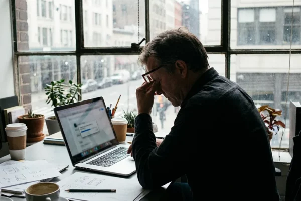 Google non approva gli annunci immagine da giorni