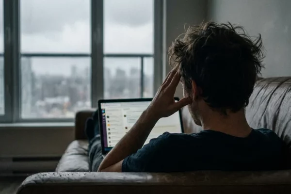 OpenAI non è riuscita a fermare i suicidi